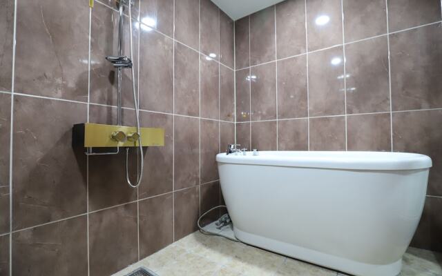 Gunsan JNK Classic Hotel - Gray