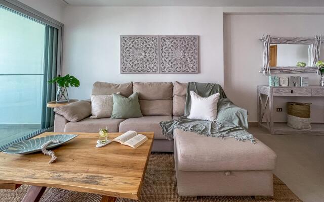 Gorgeous Apartment steps from the Bavaro Beach. A3