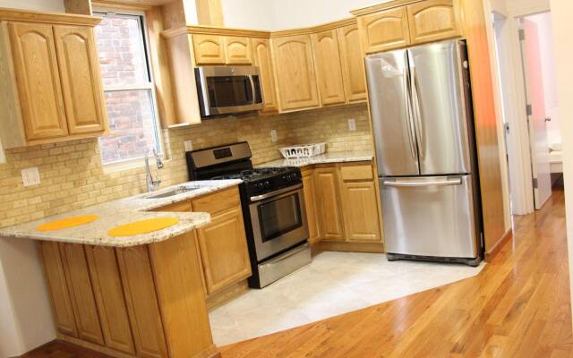The Topping Three-Bedroom Apartment