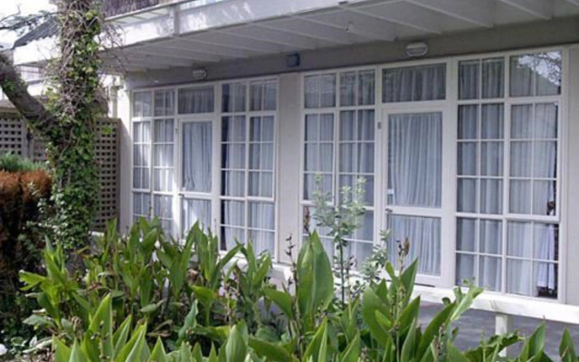 U Studios Paraparaumu