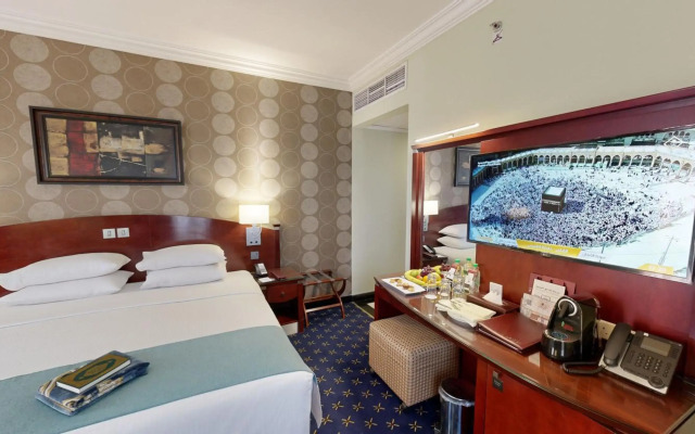 Leader Al Muna Kareem Hotel