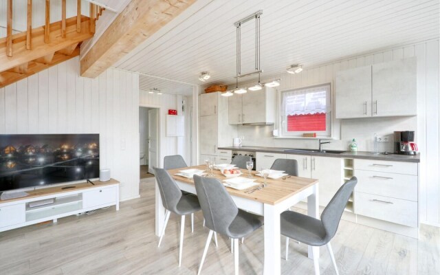 Nice Home in Zerpenschleuse With 2 Bedrooms and Wifi