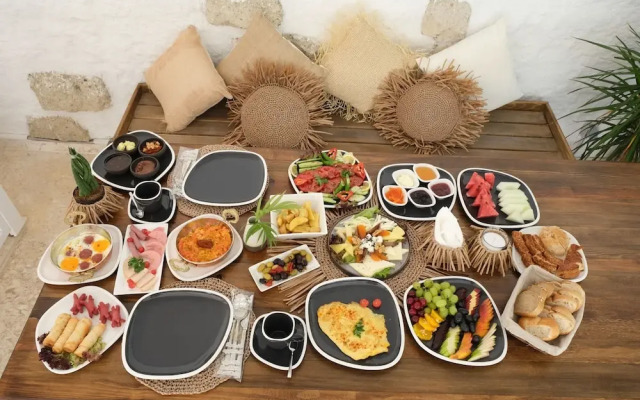 Adacan Alacatı