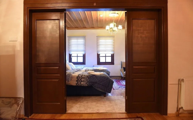 Oz Butik Otel Antik Kent Myrleia