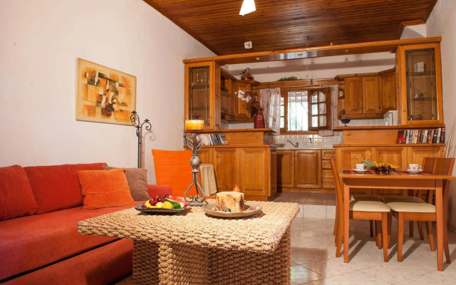 Ammos Apartments