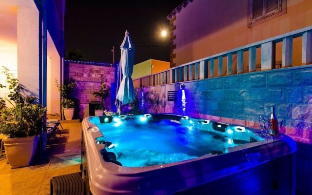 Villa Aura - Adult Only