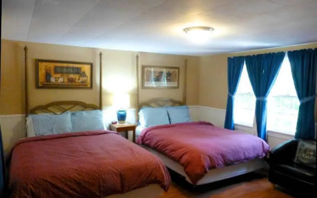 The Bartlett Inn