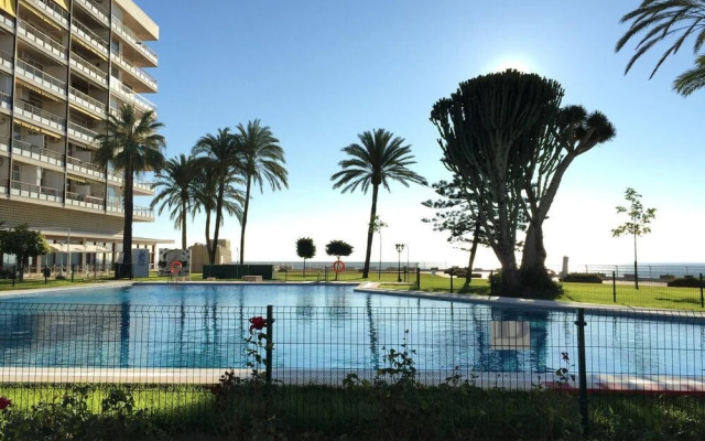 Beautiful Beachfront Studio in Torremolinos 32