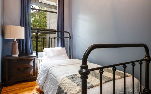 Lamartine Chelsea – Hostel