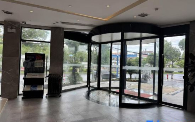 Yixuan Hotel (Shangrao Guangfeng High-tech Development Zone)