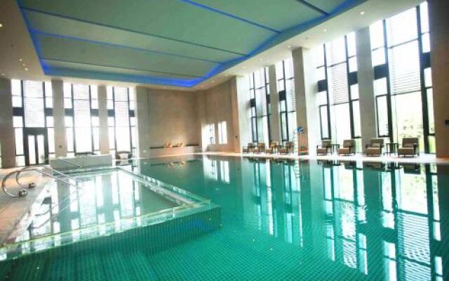 Zhongjian Yanqi Lake View Hotel