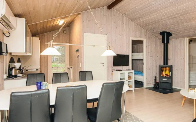 Rustic Holiday Home in Ansager near Water
