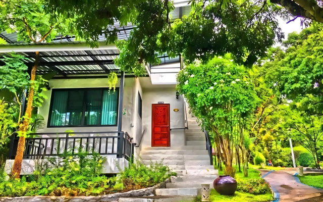 Silver Garden Resort