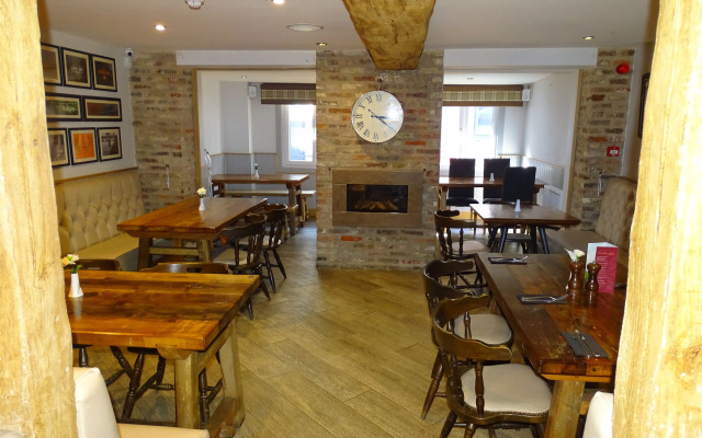 Carlton Towers Estate