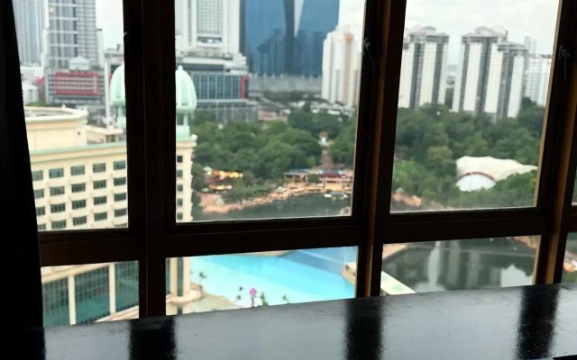 Raintree Resort Suite At Sunway Pyramid Tower