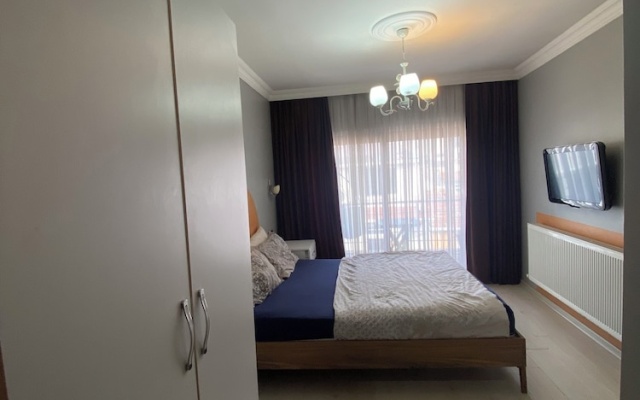 Omar Suite 360