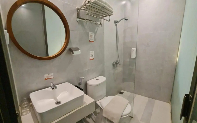 Front One Harvest Hotel Wonosobo
