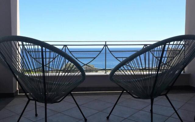 Wonderful seaside residence