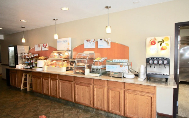 Spark by Hilton La Crosse Onalaska