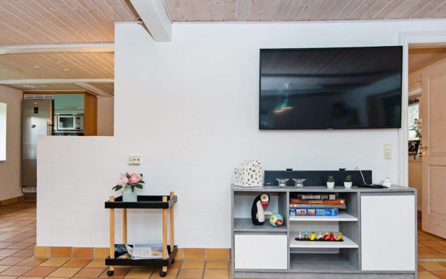 8 Person Holiday Home in Henne