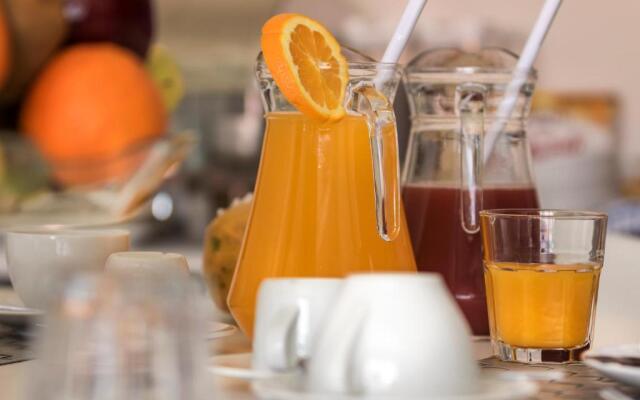 Ilheu 25 Peniche House