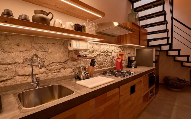 Rubina Jewel in Downtown Design Location Comfort