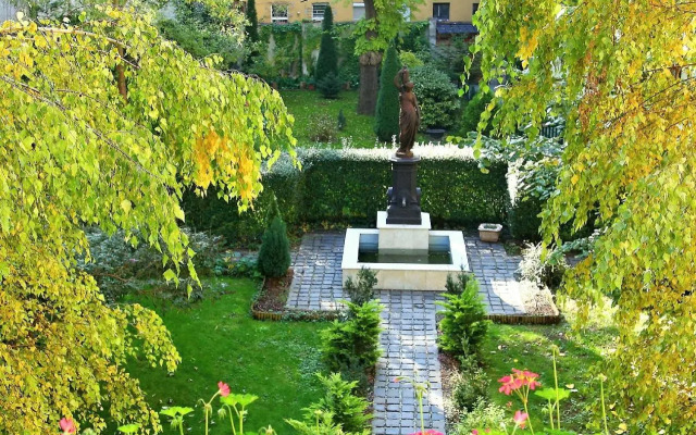 Budapest Center Apartments-Tomy