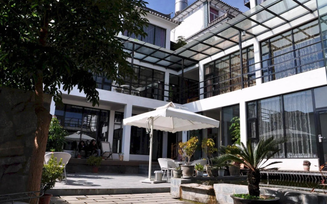 Dali Tianbo Inn