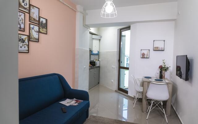 Axis Apartments