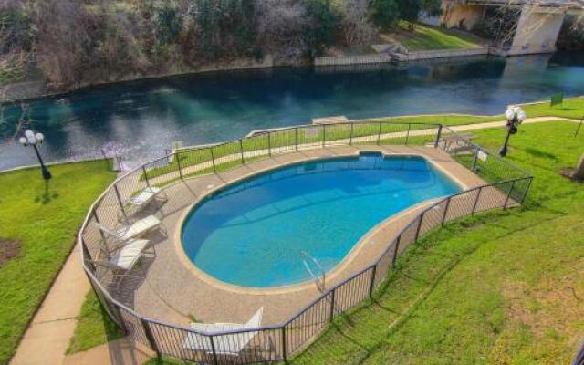 River Safari #303 IC by RedAwning