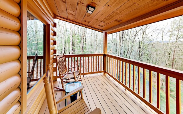 Ridgetop Retreat - 2 Br Cabin