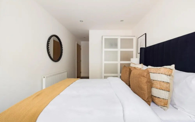 The Walworth Hideout - Elegant 2bdr Flat