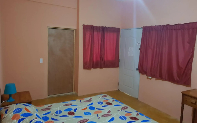 Gipsy Ranch Rooms - Hostel