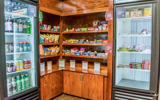 Comfort Suites Palm Bay - Melbourne