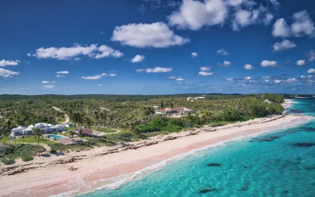 Seaside Serenity: Private Home With Ocean Views