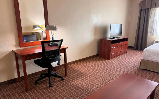 Ramada by Wyndham College Station