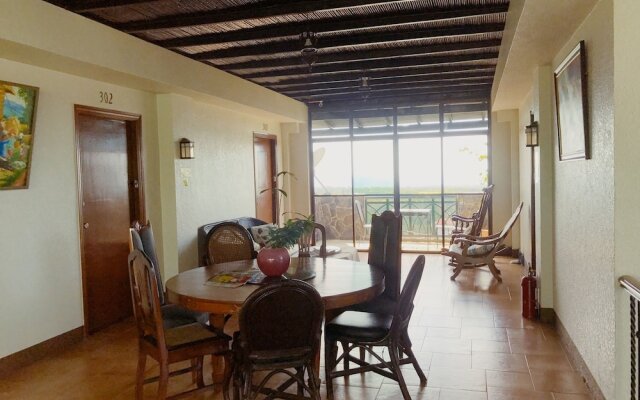 MC Mountain Home Apartelle