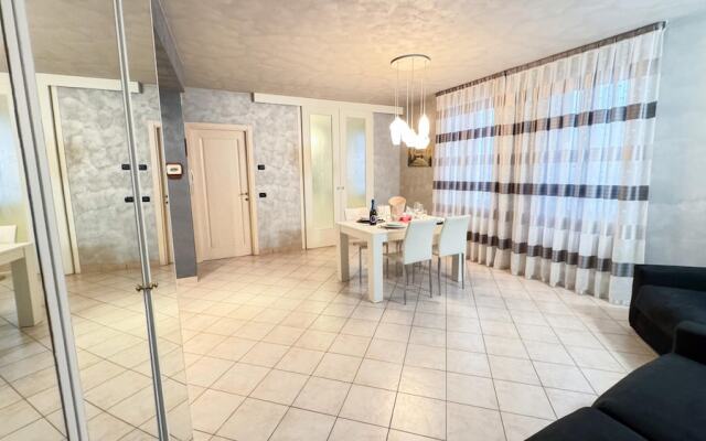 Lady Teresa Apartment by Ca-sa Check