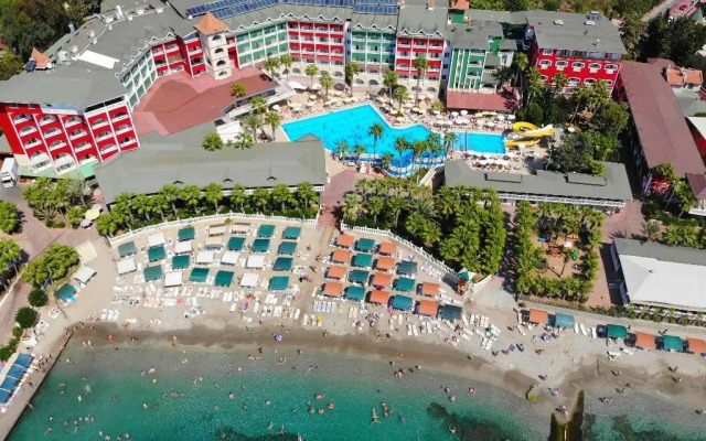Seven Seas Palmeras Bay