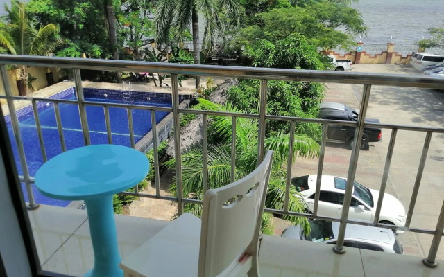Mariana Home