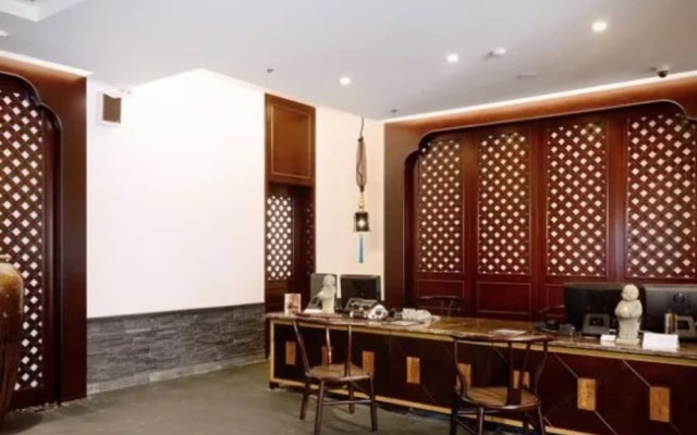 High Mountain Resort Deqin