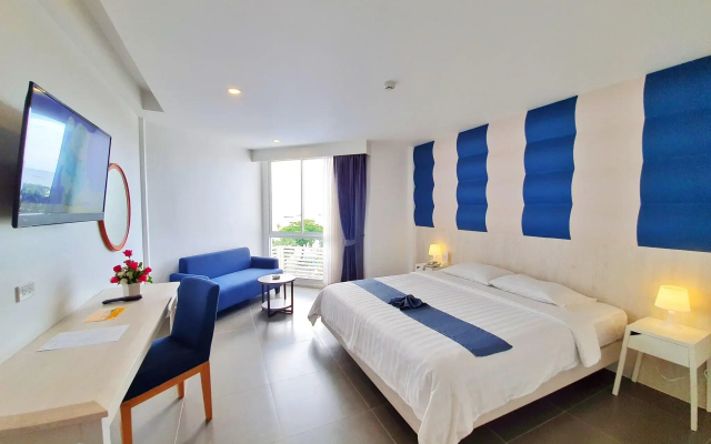 Flipper Lodge Hotel