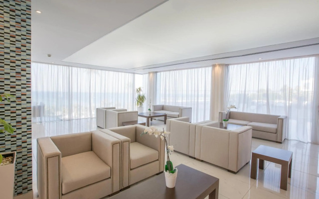 Silver Sands Beach Hotel