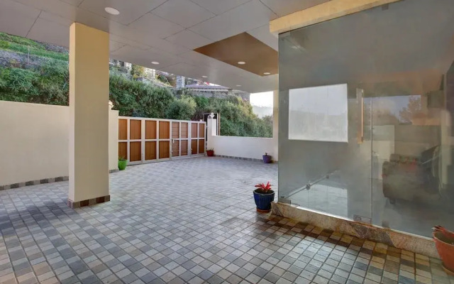 Oyo 27753 Kasa Luxury Inn