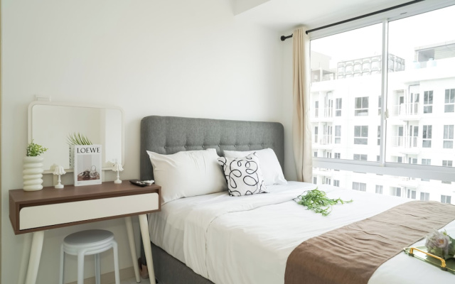 Calm And Restful 1Br At Apartment Tokyo Riverside Pik 2