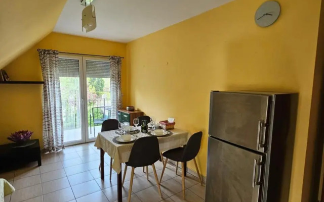 Easy Apartmanhaz
