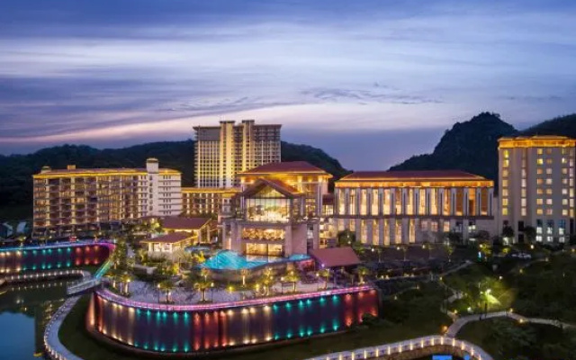 Regal Palace Resort Meiquan Valley