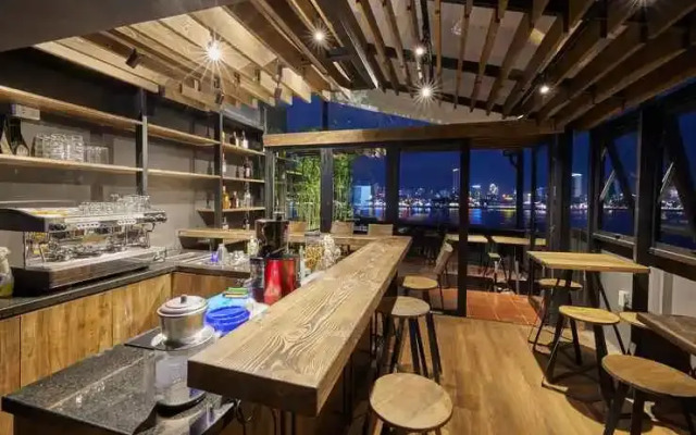 The Garden Capsule Hotel