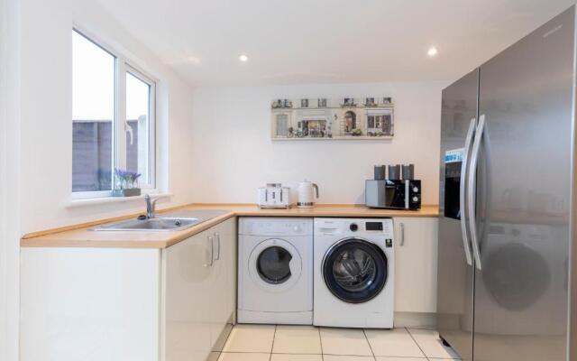 Modern Three Bedroom Gloucester Home