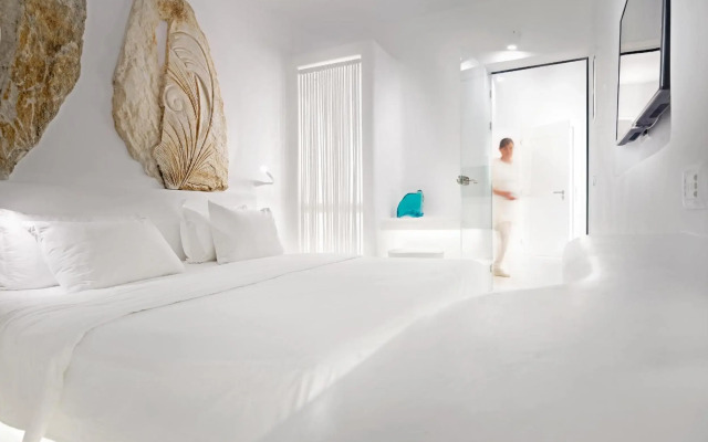 Mykonos Bay Resort & Villas